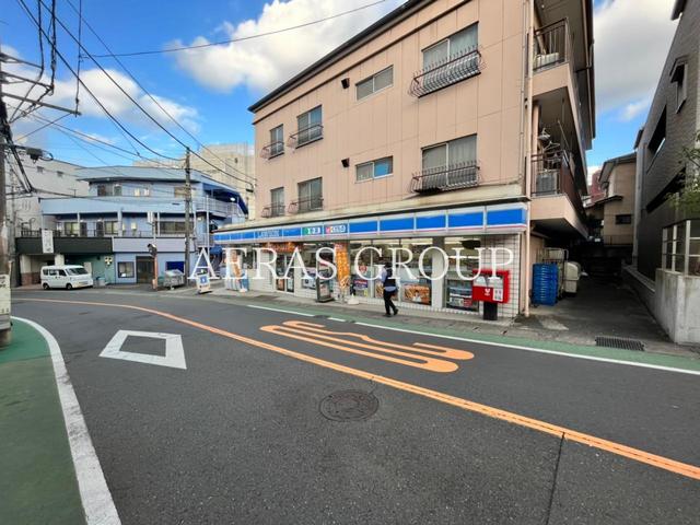 コンビニ　ローソン 宮前馬絹店（コンビニ）まで406m