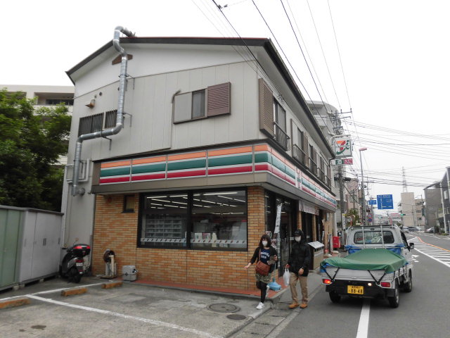 コンビニ　セブンイレブン 鎌倉小袋谷店（コンビニ）まで363m