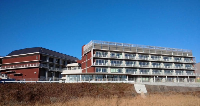 中学校　東条中学校（中学校）まで1989m