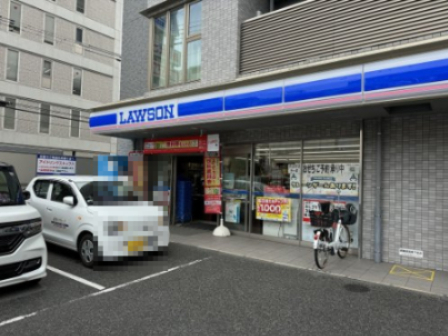 コンビニ　ローソン 吹田豊津中学校前店（コンビニ）まで388m