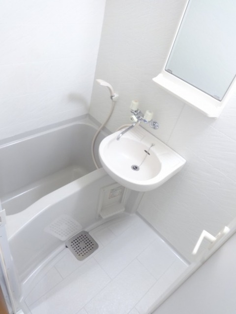 バス・シャワールーム　バスルーム