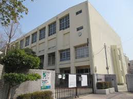 小学校　尼崎市立園田南小学校（小学校）まで429m