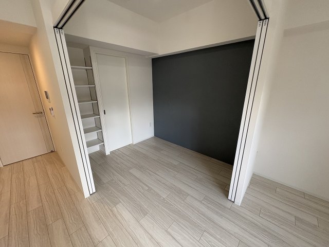 その他部屋・スペース　落ち着いて過ごせるお部屋なので、寝室にいかがでしょうか