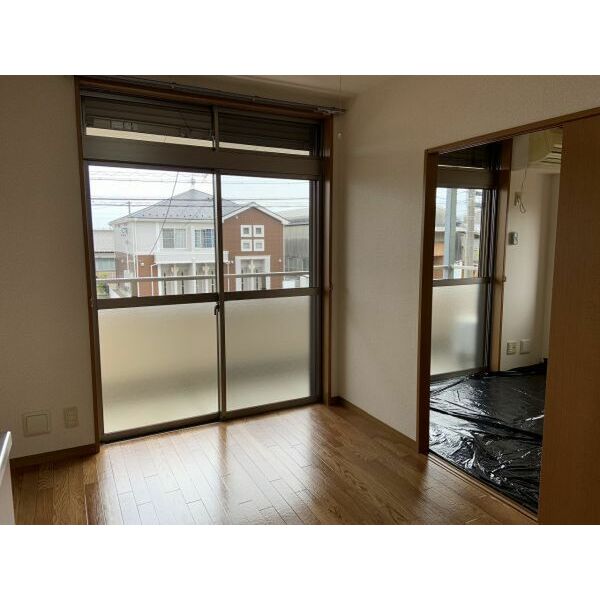 眺望　掲載写真は同型モデルを掲載しており実際のお部屋と仕様等が異な