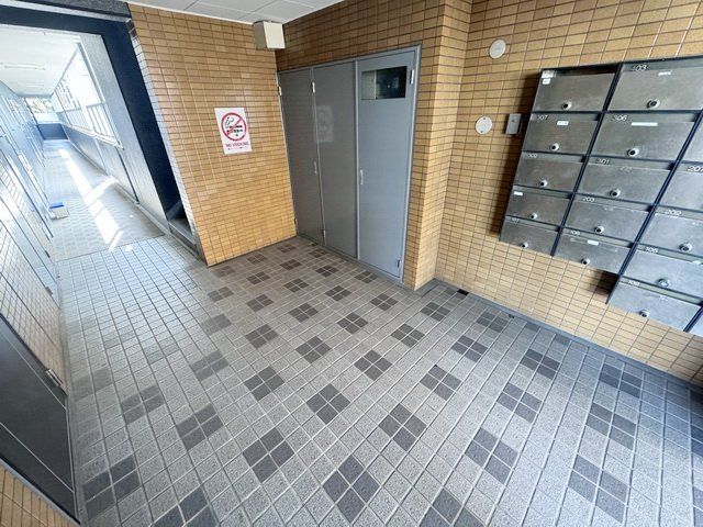ロビー　エントランス