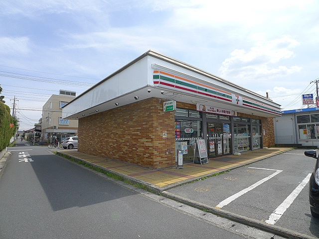 コンビニ　セブンイレブン 越谷西口店（コンビニ）まで383m