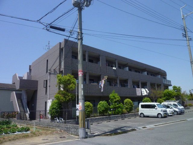 建物外観　パークサイド高安