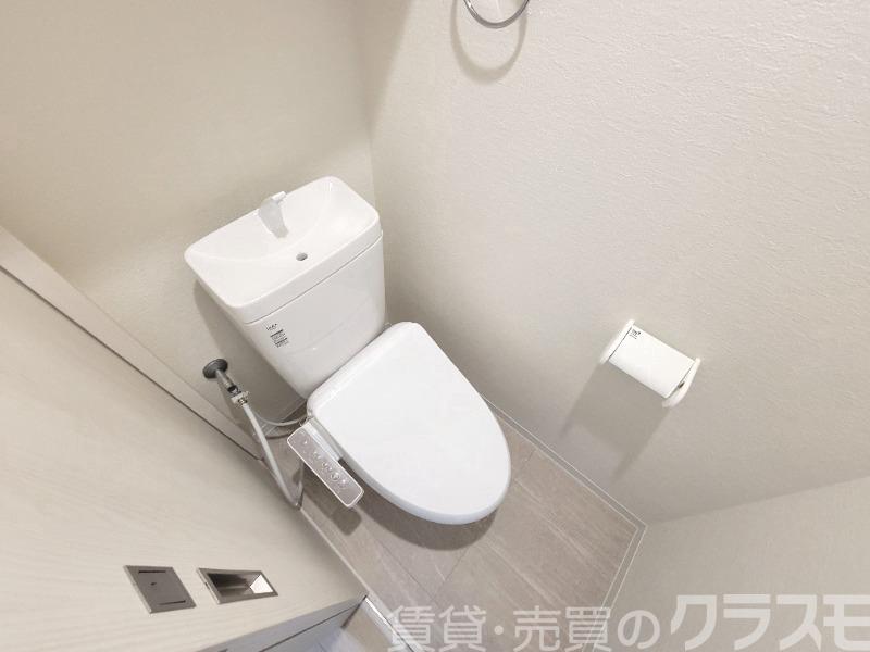 トイレ　ウォシュレット＆ウォームレット