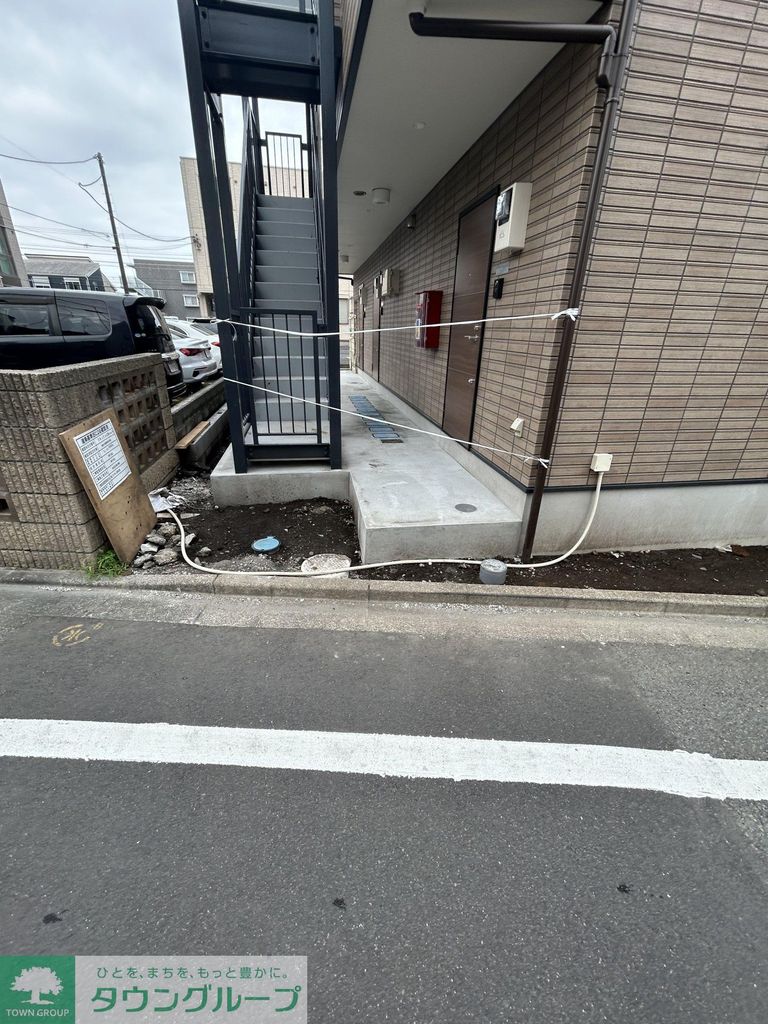 エントランス　庭