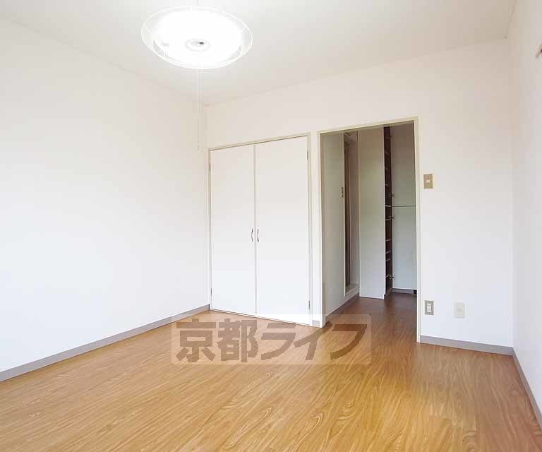 居室・リビング　明るいお部屋です。