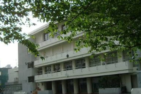 小学校　港区立青山小学校（小学校）まで1500m
