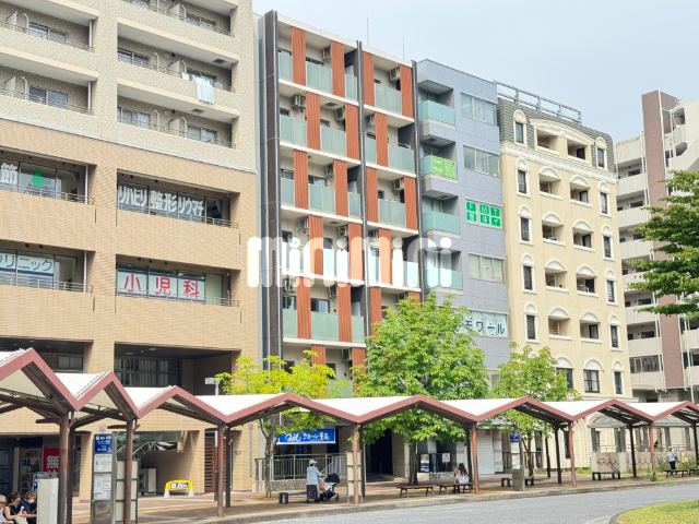 建物外観　センター南駅徒歩２分！