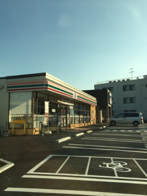 コンビニ　セブンイレブン鎌倉山崎店（コンビニ）まで294m