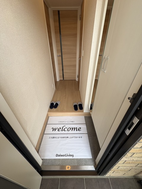 玄関　別部屋参考写真です