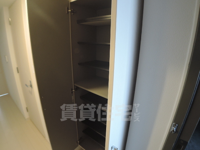 収納　シューズBOX