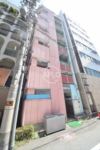 エントランス　ステイタス難波　エントランス
