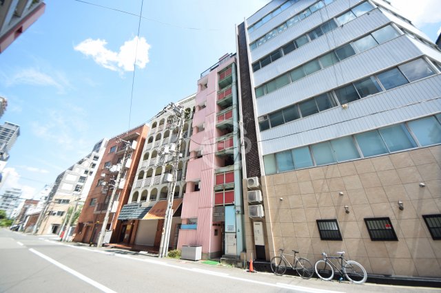 建物外観　ステイタス難波　外観
