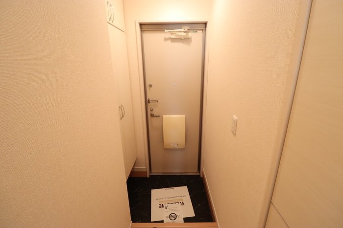 エスペランサ IIの玄関写真
