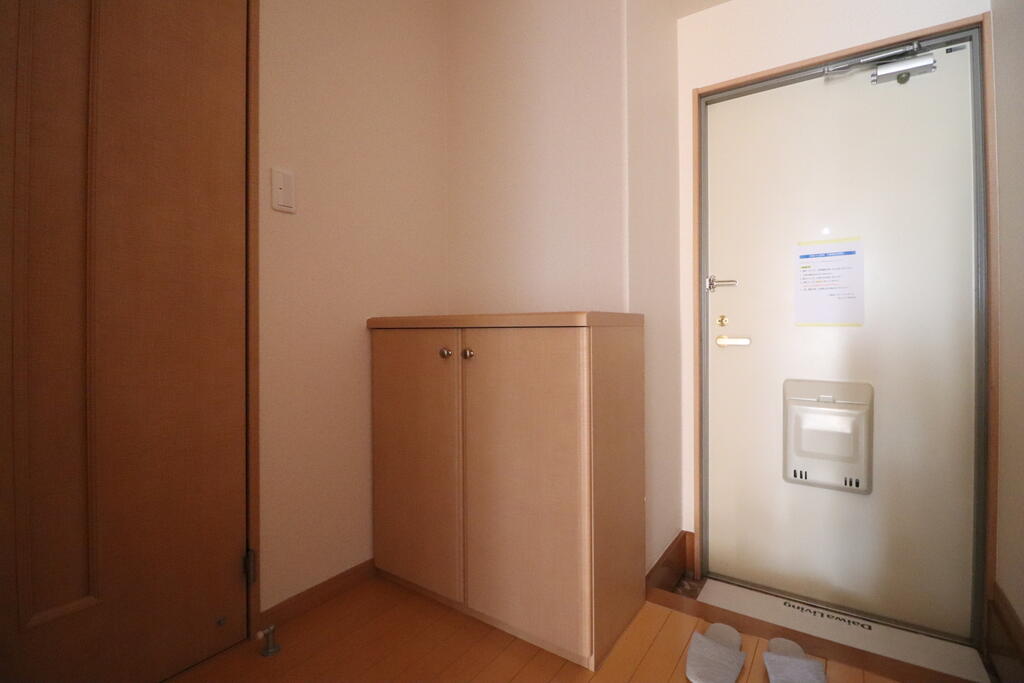 ビューティリメイン A棟の玄関写真