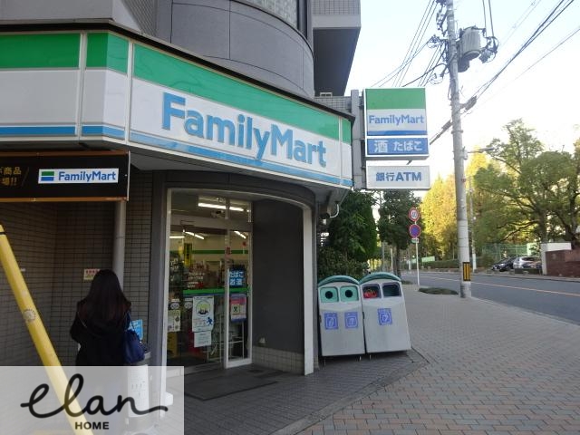 コンビニ　ファミリーマート上町一丁目店（コンビニ）まで298m