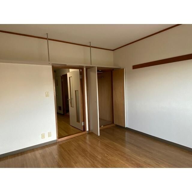 クレシェンド原屋敷の内装写真
