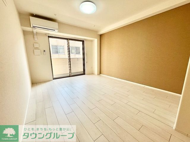 アヴァンスの居間写真