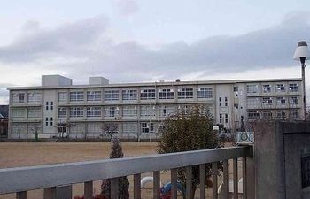 小学校　白鳥小学校（小学校）まで250m