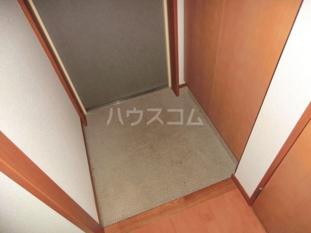 セントランド所沢の玄関写真
