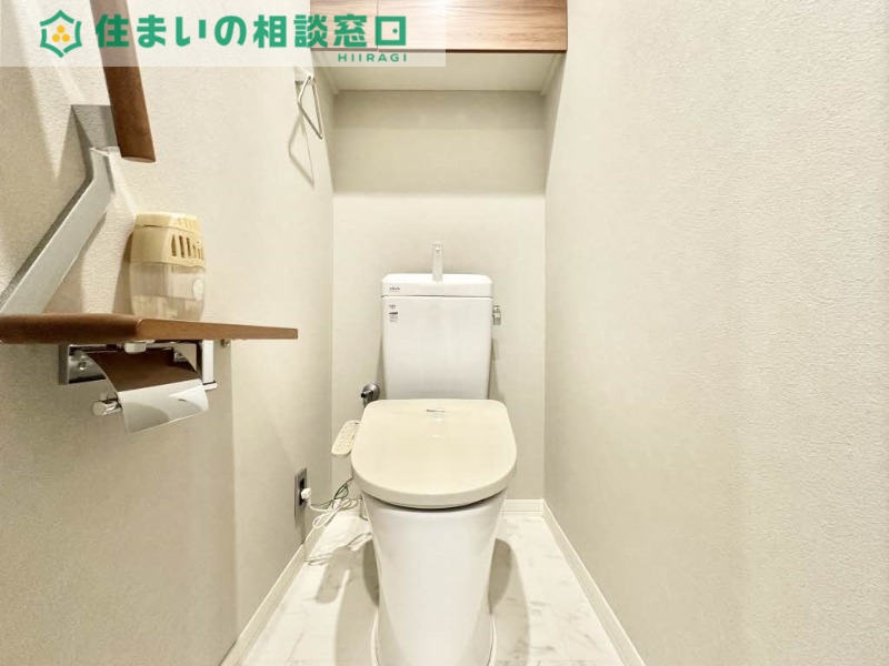 名鉄名古屋本線 矢作橋駅 徒歩8分 2階建 築38年のトイレ写真