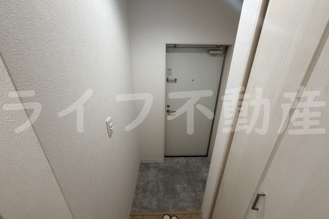 玄関　落ち着いた玄関です