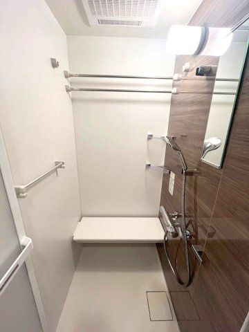 バス・シャワールーム　☆シンプルで使いやすいシャワールーム☆