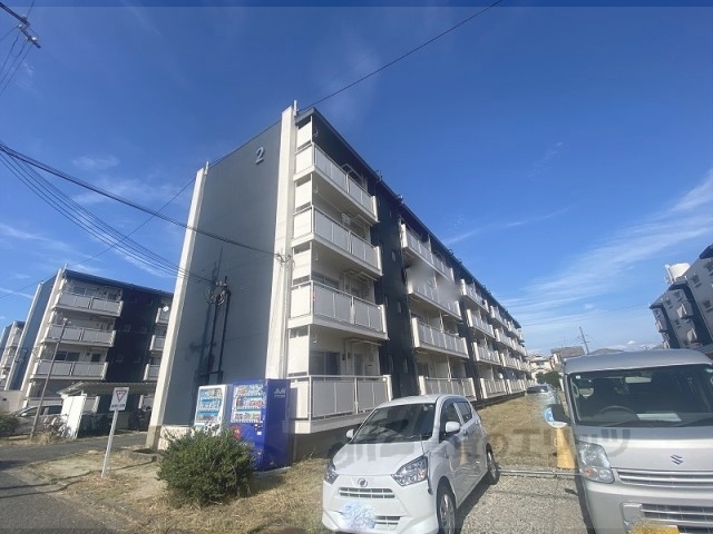 ビレッジハウス曽大根2号棟の外観写真
