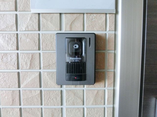 セキュリティ　来訪者の分かるTVモニターホンです