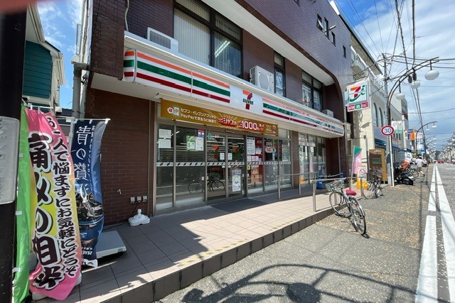 コンビニ　セブンイレブン　サウザンロード（コンビニ）まで450m