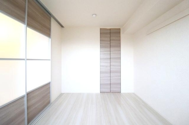 つくばエクスプレス 南流山駅 徒歩13分 3階建 築7年の居間写真