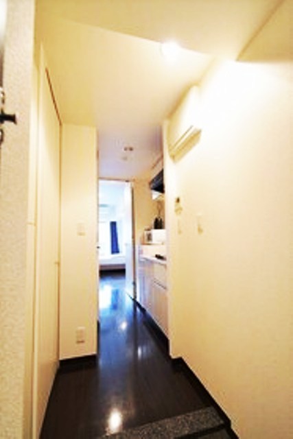 玄関　同仕様の別部屋画像