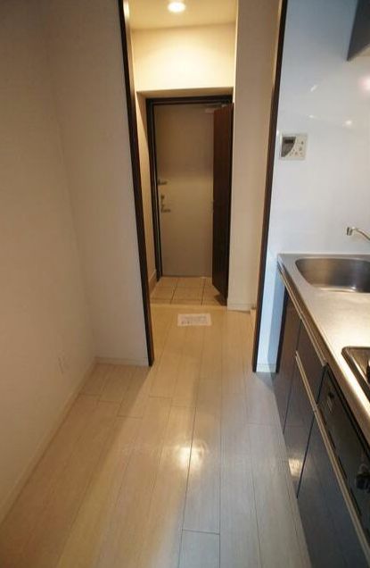 玄関　※別号室参考写真