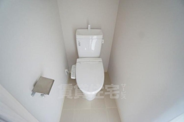 LIME RESIDENCE HIKIFUNEのトイレ写真