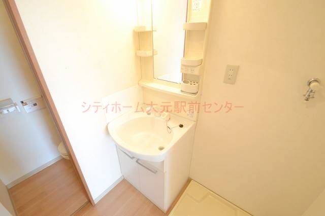 洗面設備　ラ・ルート豊成