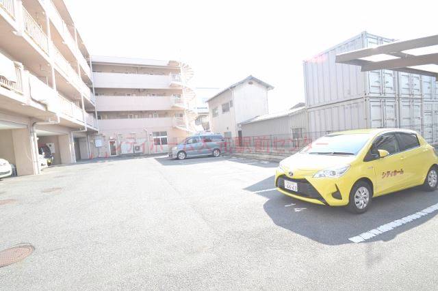 駐車場　ラ・ルート豊成