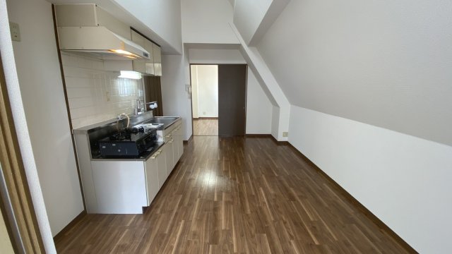 居室・リビング　この写真は同マンションの他のお部屋のものです