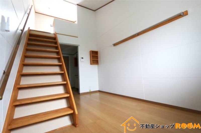 西鉄天神大牟田線 八丁牟田駅 徒歩31分 2階建 築9年の居間写真