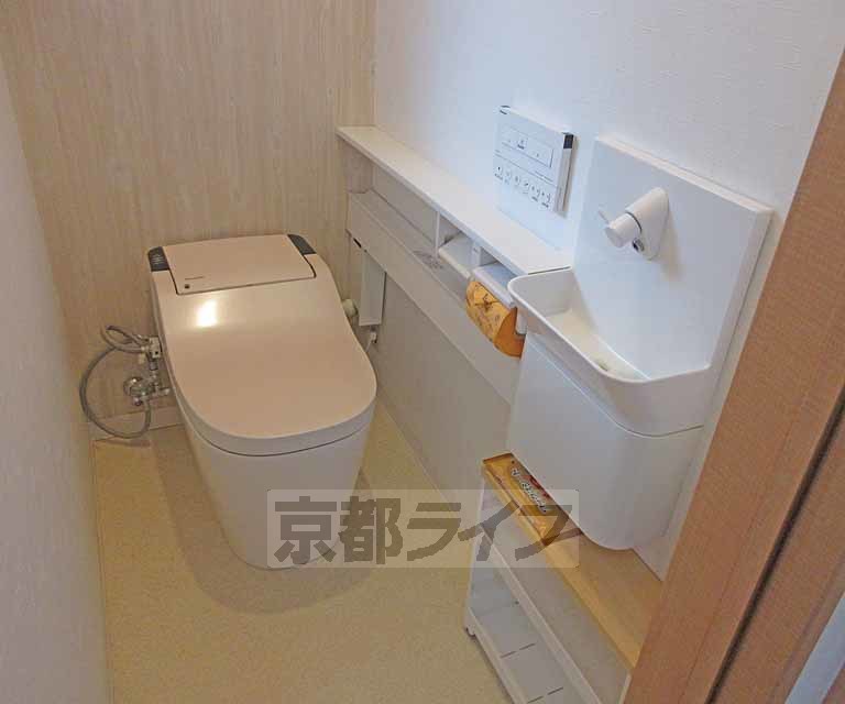 トイレ　清潔感のあるトイレです・