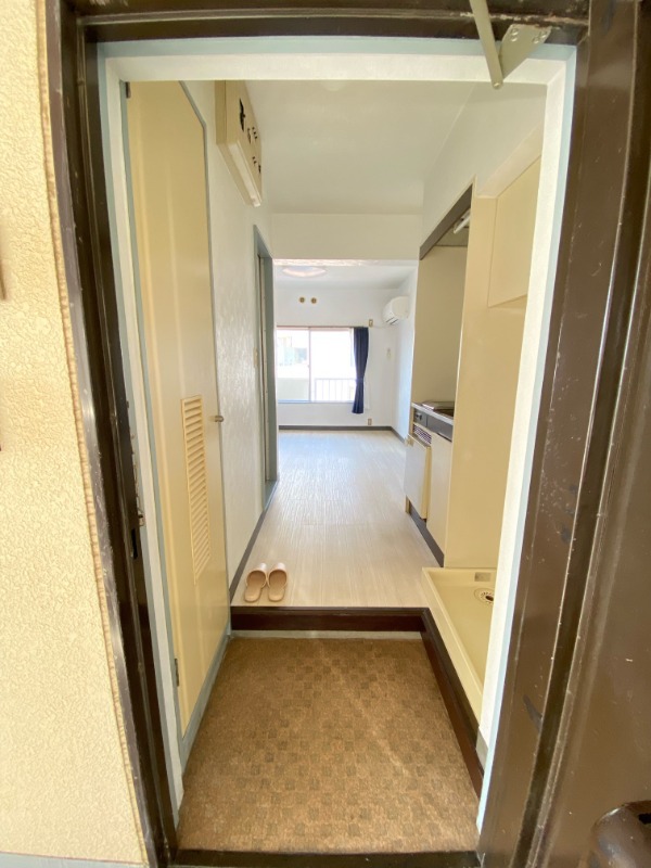 玄関　※他部屋参考写真
