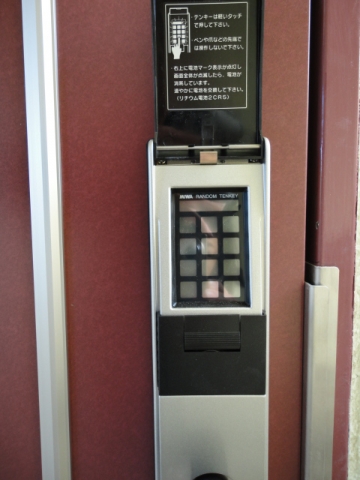 玄関　電子ロック・ランダムテンキー