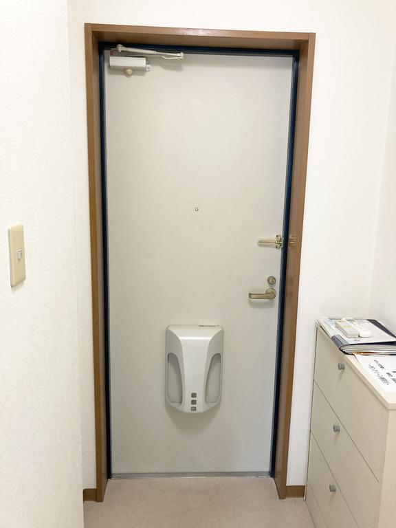 ドーヤマハイツの玄関写真
