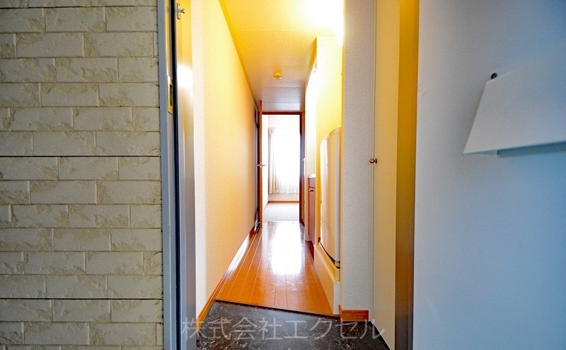 玄関　同等タイプのイメージ写真です。