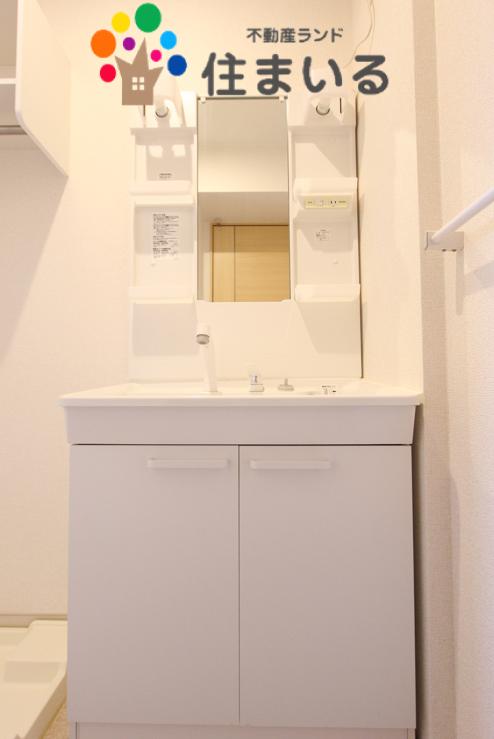 洗面設備　※写真は同型タイプとなります