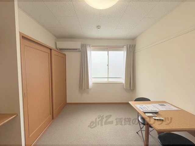 居室・リビング　洋室