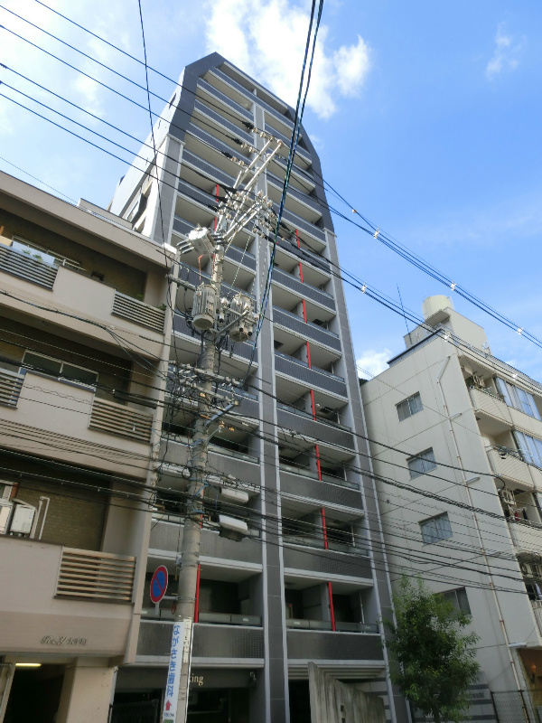 広島市中区大手町のマンションの建物外観